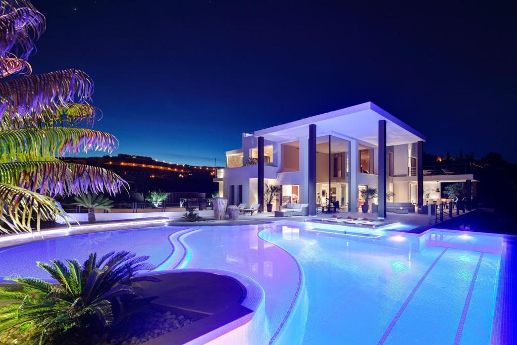 Luxury Contemporary Villa de vânzare Benahavis Spania (8) (Mare)