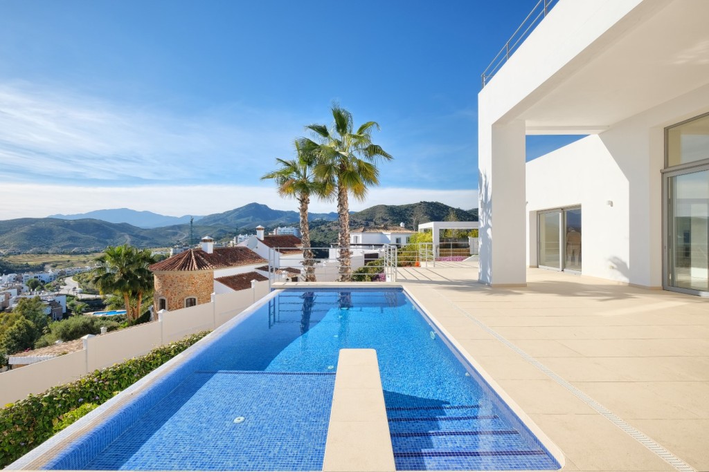 Modern villa med havsutsikt Benahavis (1)