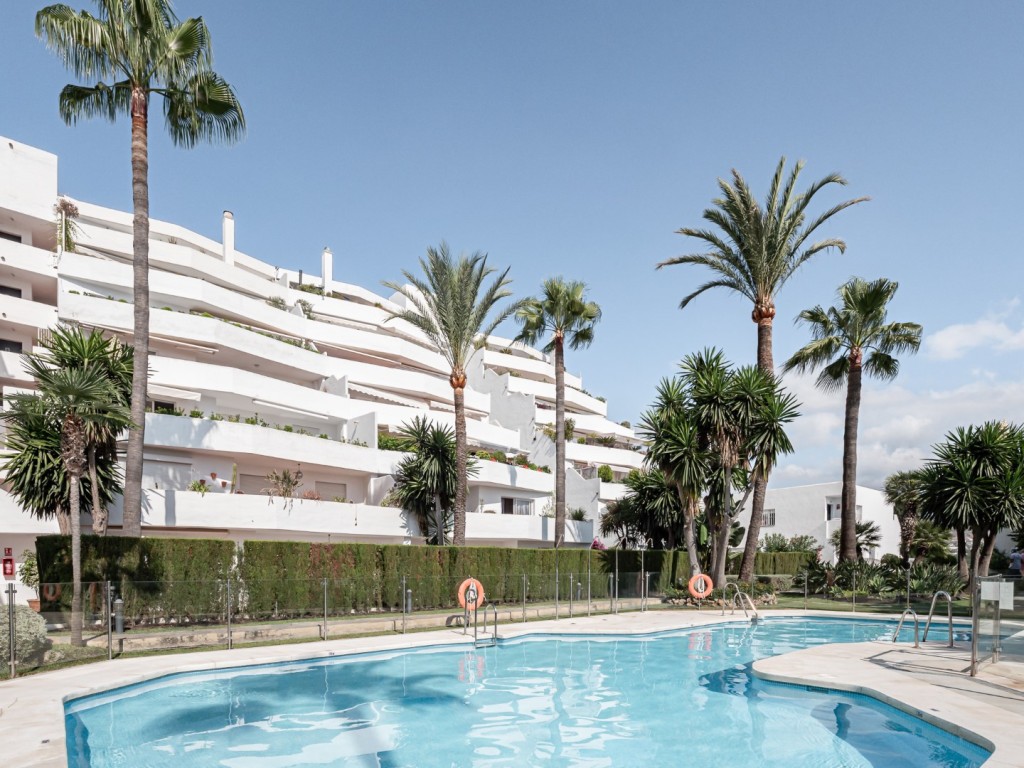 Apartamento Totalmente Reformado Nueva Andalucia Marbella (1)