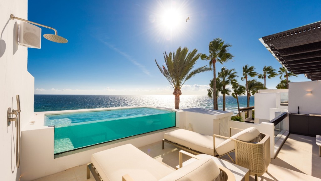 Penthouse de lux pe malul mării Marbella Golden Mile (1)